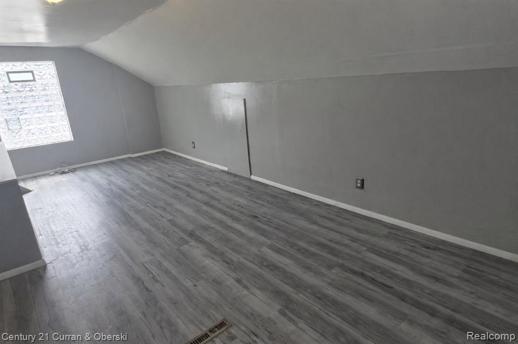 19130 Trinity Street, Detroit, MI 48219 — Photo 5