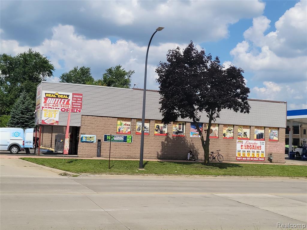 4650 S Beech Daly Street, Dearborn Heights, MI 48125 — Photo 3