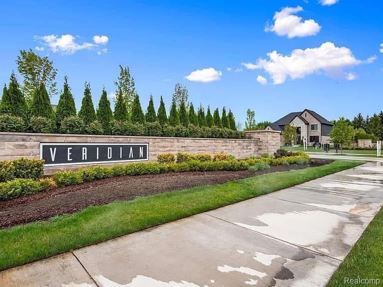 57325 Meadowridge Drive, Washington, MI — Photo 3