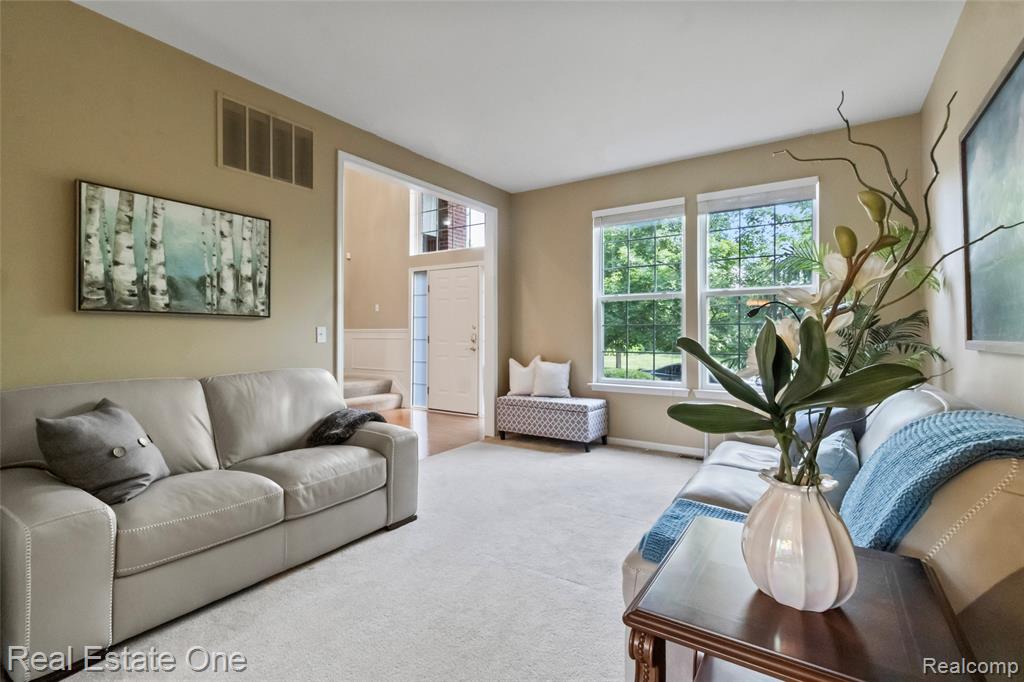 7244 Millrock Avenue, Shelby Twp, MI 48317 — Photo 14