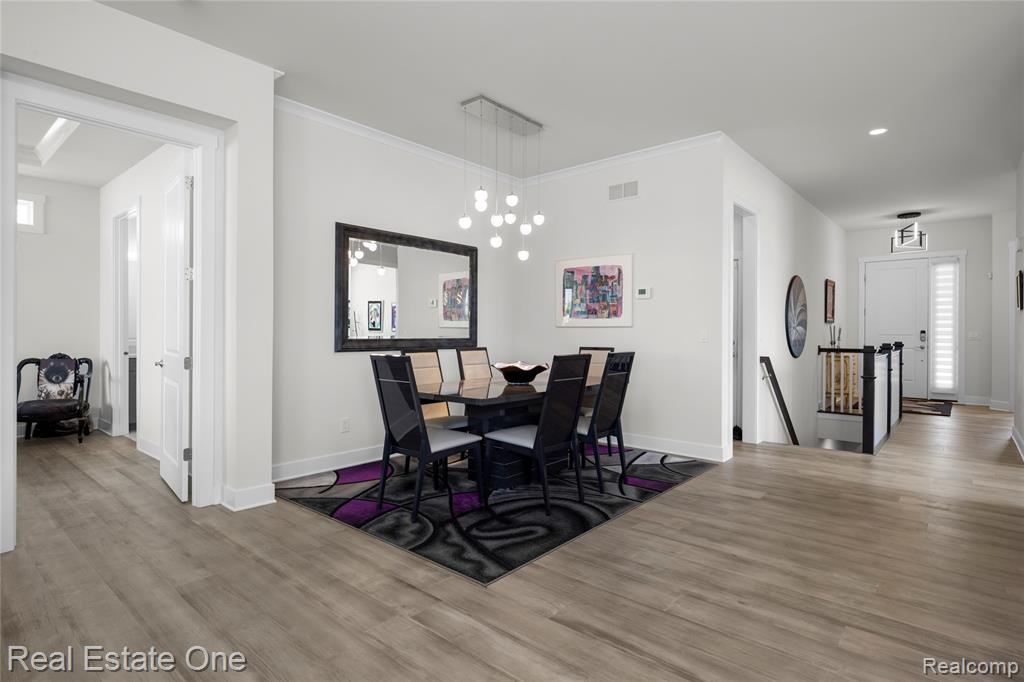 7656 Dunlap Court, West Bloomfield, MI — Photo 13