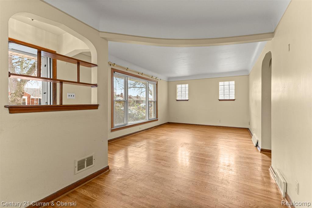 7668 Cortland Avenue, Allen Park, MI 48101 — Photo 8