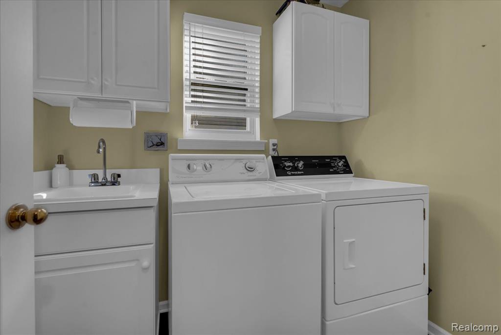 44182 Dylan, Sterling Heights, MI 48314 — Photo 18