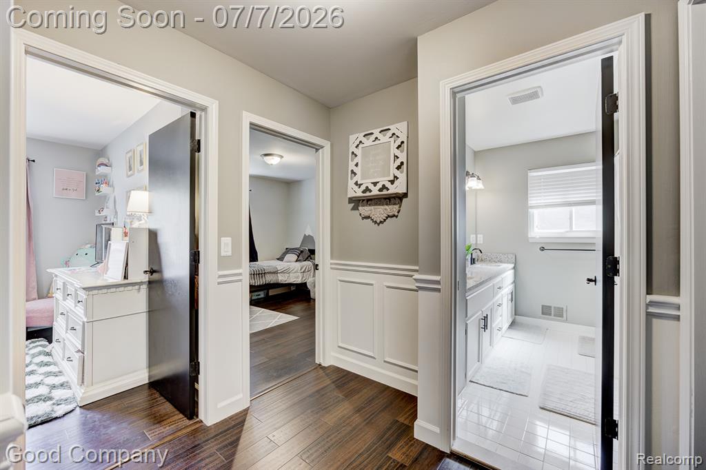 49877 Maurice Drive, Chesterfield, MI 48047 — Photo 32
