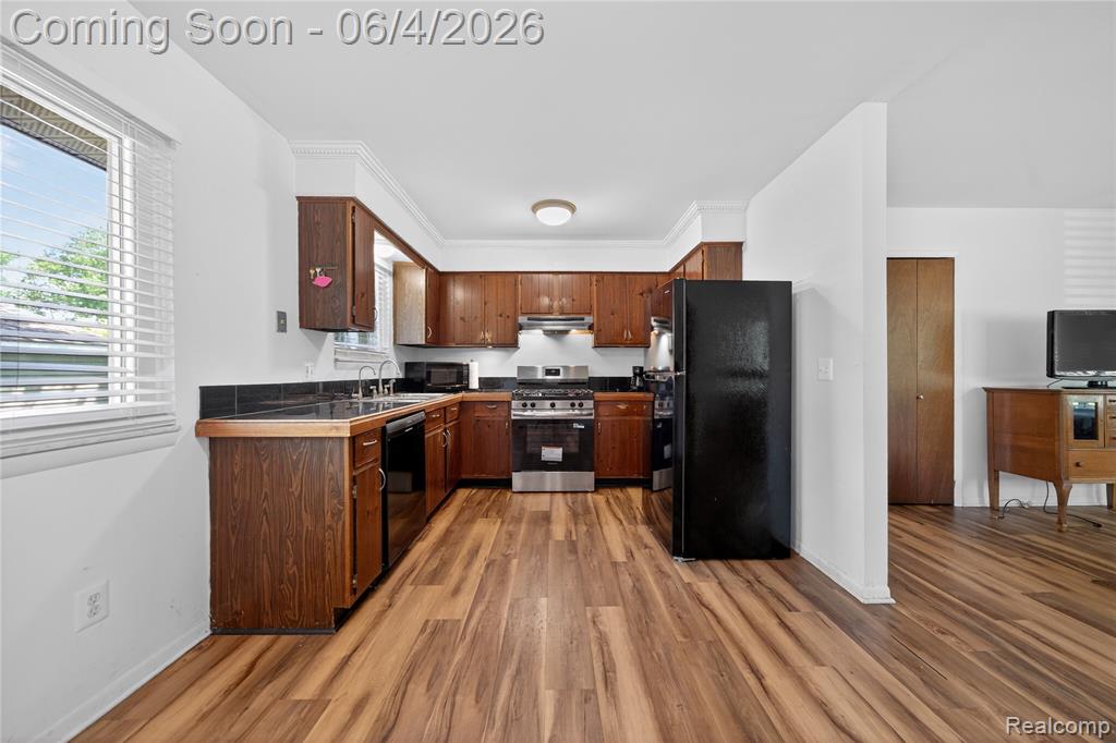 760 Heights Road Road, Lake Orion, MI 48362 — Photo 10