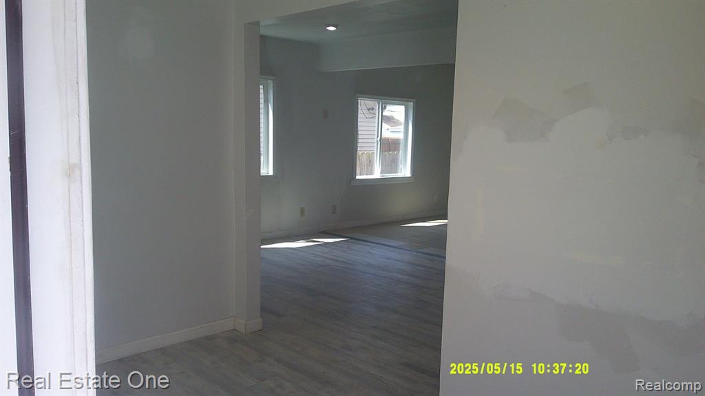 5894 JACKSON Street, Taylor, MI 48180 — Photo 4