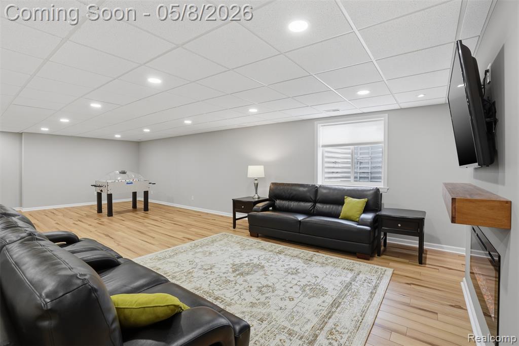826 Kestrel Court, South Lyon, MI 48178 — Photo 28