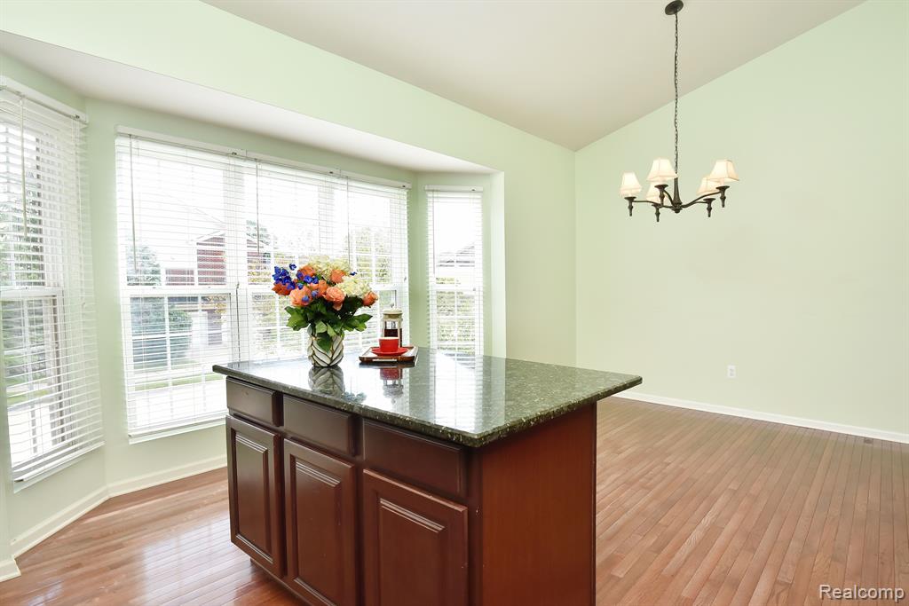 751 PAINT CREEK Drive, Troy, MI 48085 — Photo 11
