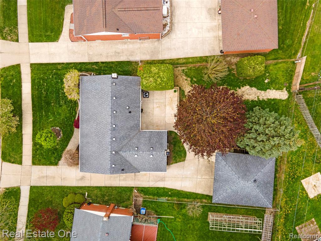 1668 Castleton Drive, Troy, MI 48083 — Photo 6