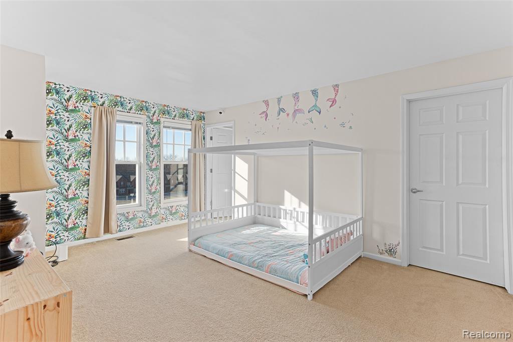 208 Amys Walk, Auburn Hills, MI 48326 — Photo 15