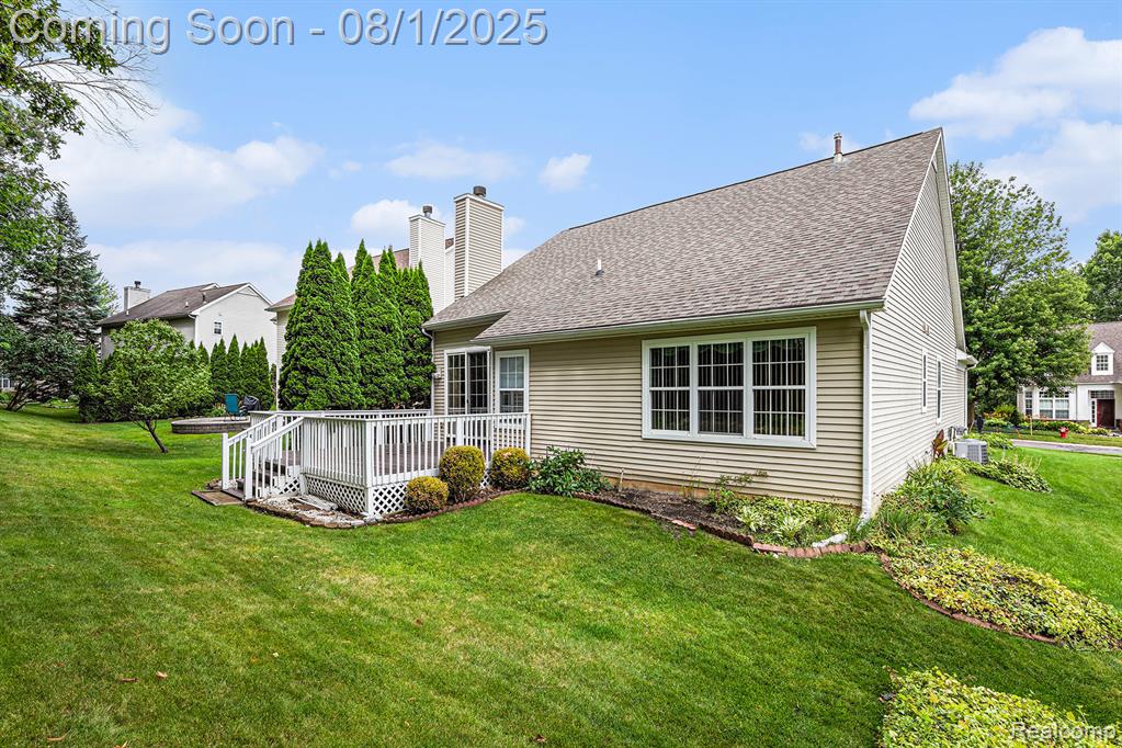 5090 Northfield Drive, Howell, MI 48843 — Photo 34