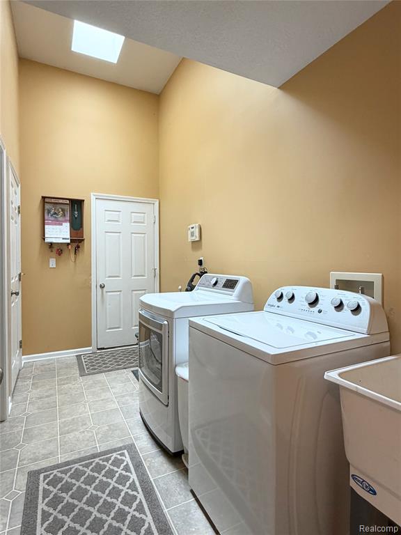 23601 Oakleigh Avenue, Woodhaven, MI 48183 — Photo 29