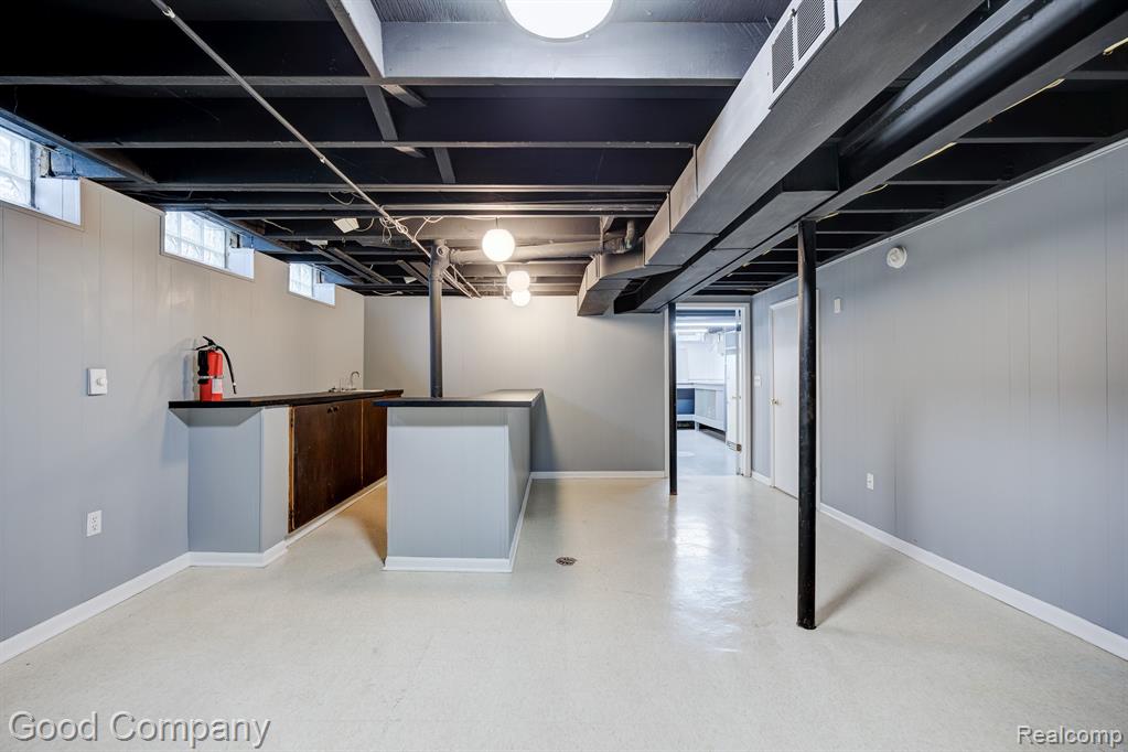 2030 WICKHAM Street, Royal Oak, MI 48073 — Photo 34