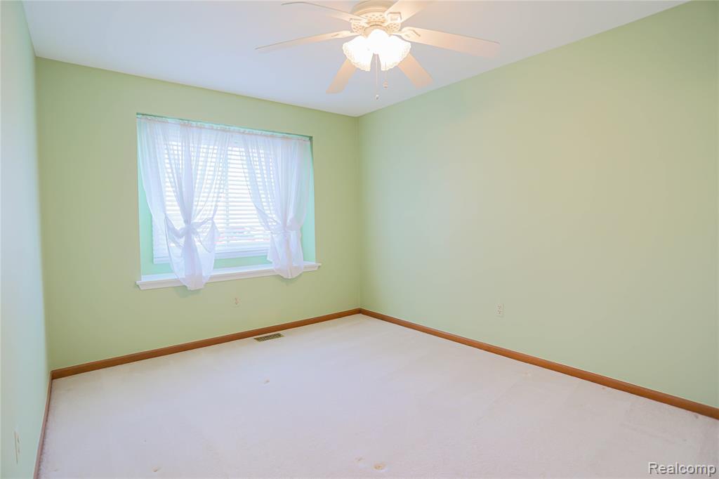 327 Mae Court, Romeo, MI 48065 — Photo 13