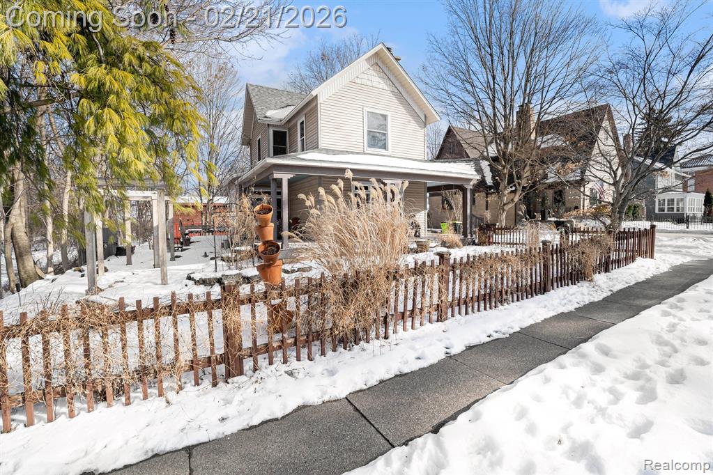 825 S Leroy Street, Fenton, MI 48430 — Photo 2