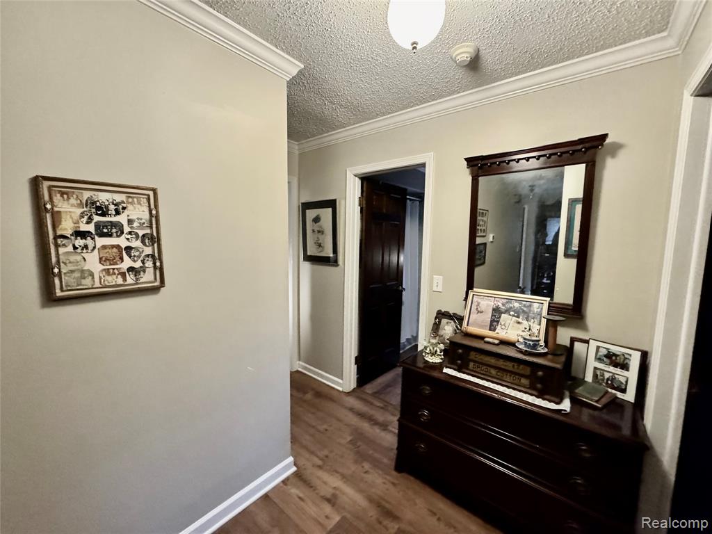 12189 DENTONVIEW Drive, Fenton, MI 48430 — Photo 8