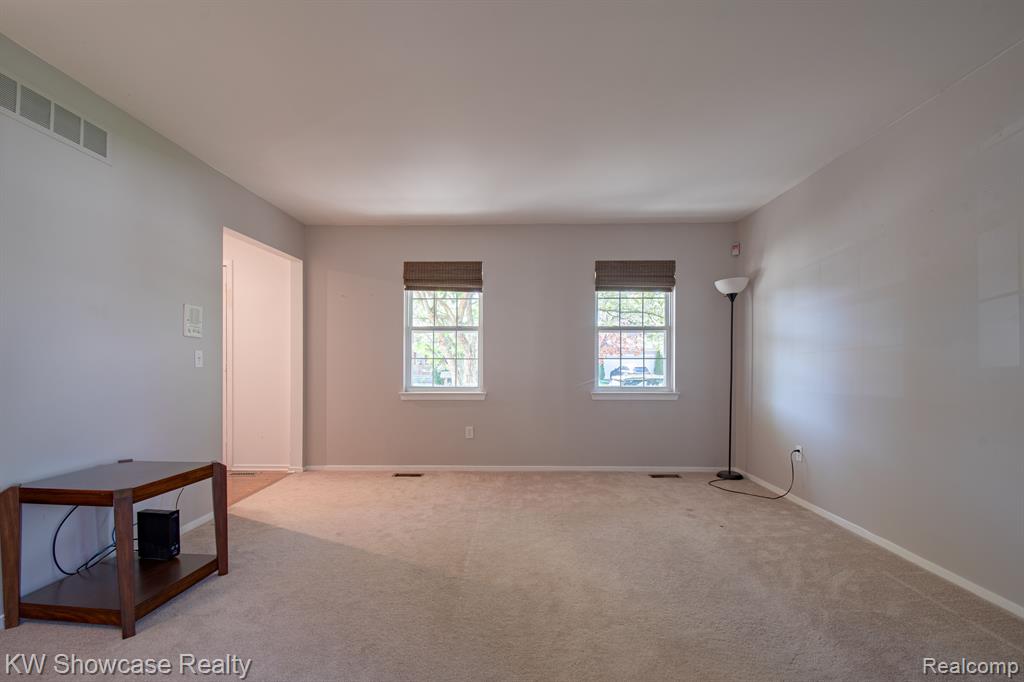 1420 POND VIEW, Wixom, MI 48393 — Photo 38