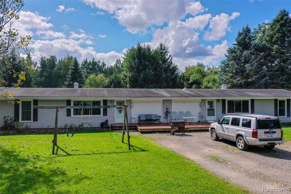 5920 CAMPBELL CORNERS Drive, Howell, MI 48855 — Photo 43