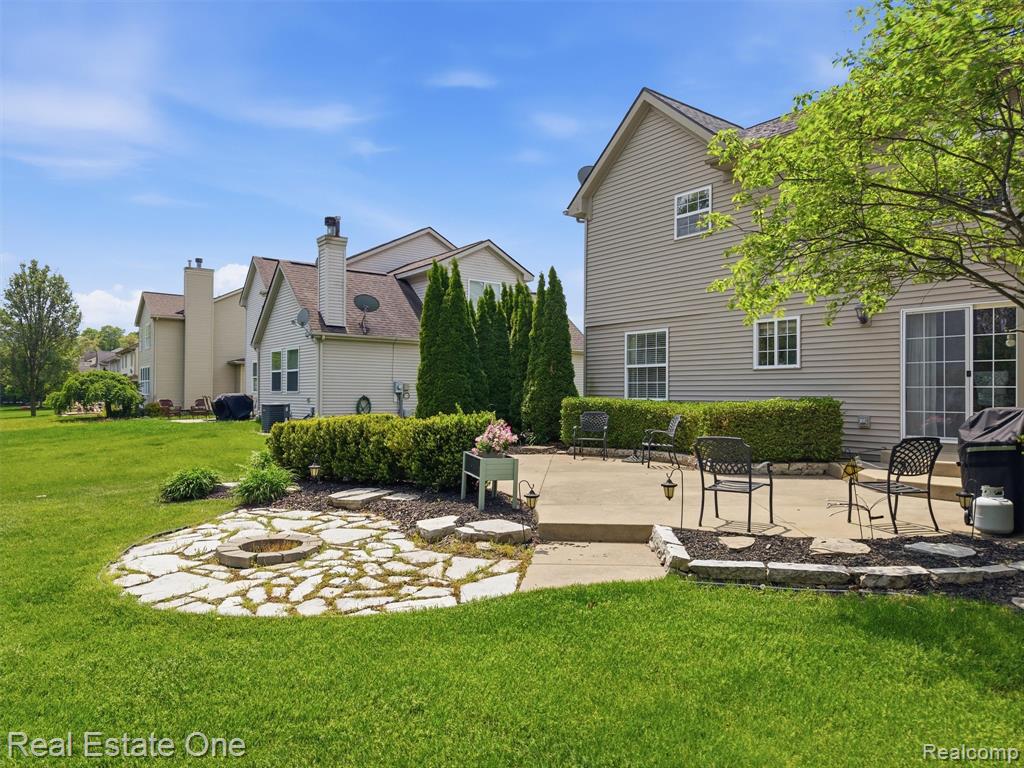 1786 Four Seasons Drive, Howell, MI 48843 — Photo 41