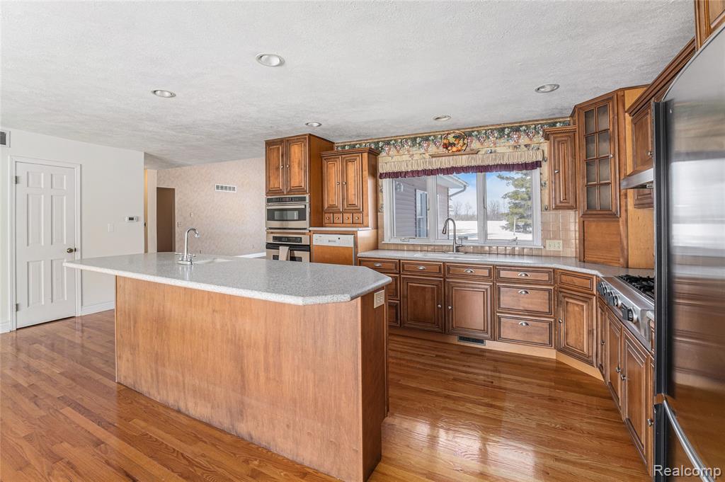 7056 Hill Road, Swartz Creek, MI 48473 — Photo 3