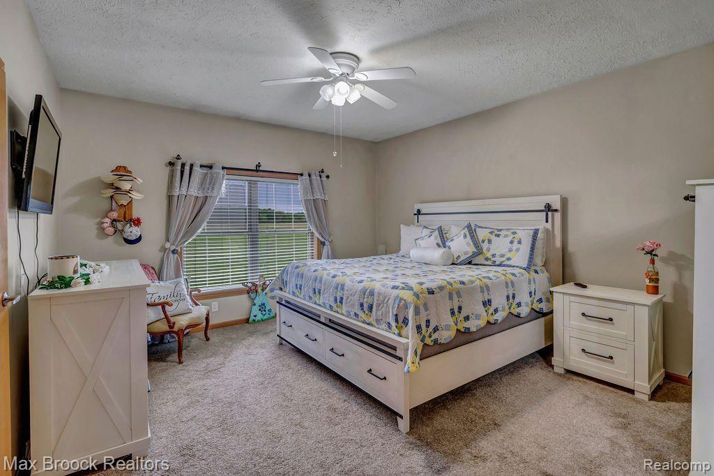 8661 TURNER Road, Imlay City, MI 48444 — Photo 22