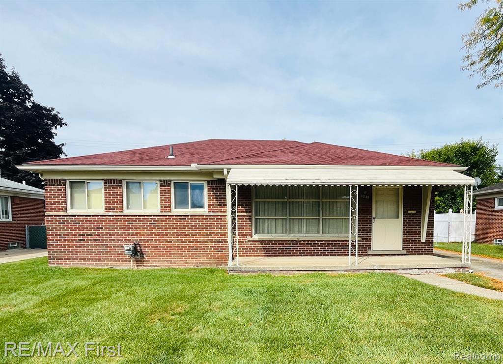 5239 E 13 MILE Road, Warren, MI 48092 — front exterior