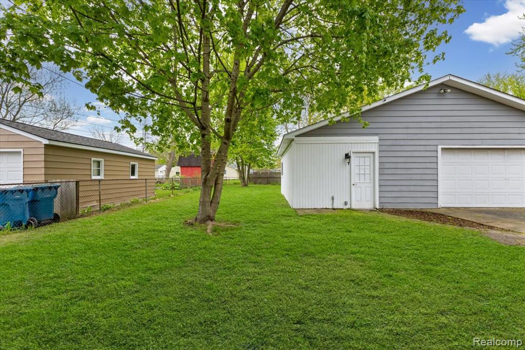 719 Hartner Drive, Holly, MI 48442 — Photo 24