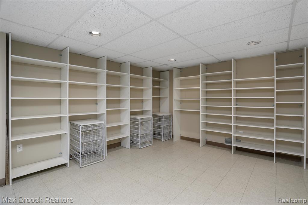 7248 SIMSBURY Drive, West Bloomfield, MI — Photo 54