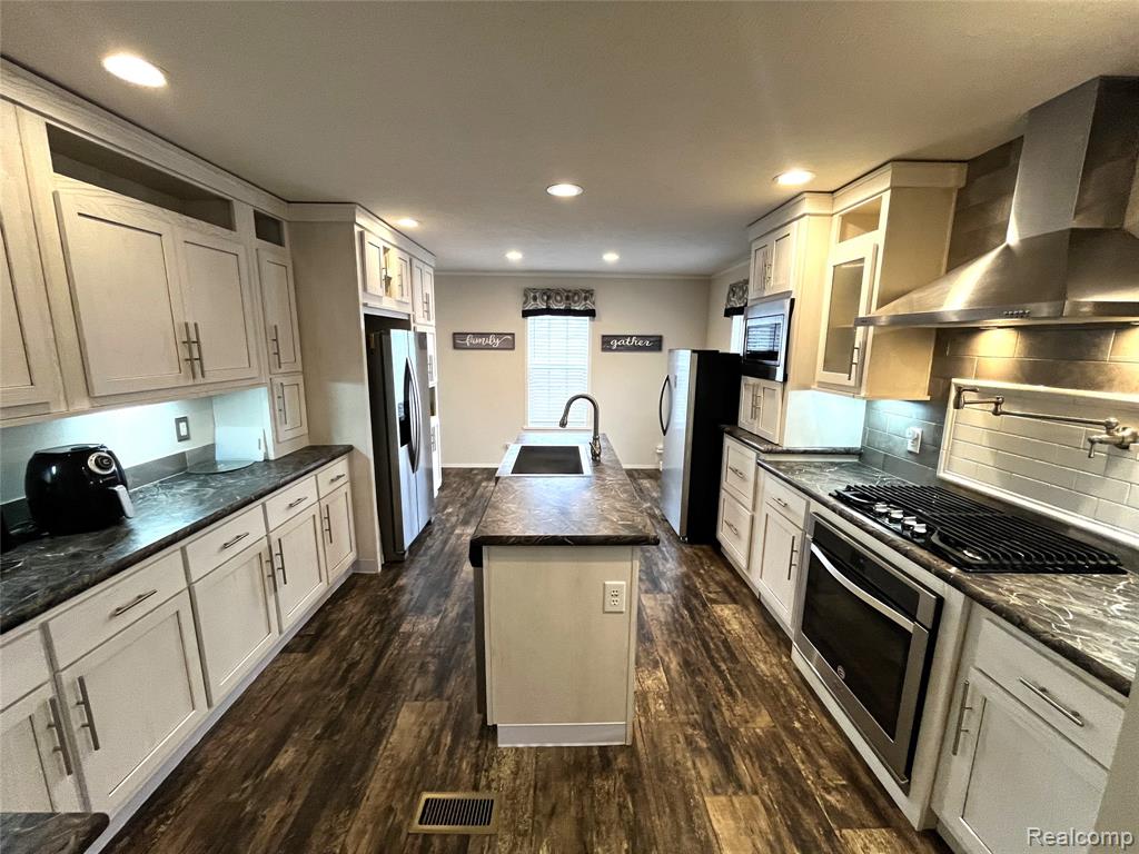 563 Allen #48 Road, Milan, MI 48160 — Photo 11