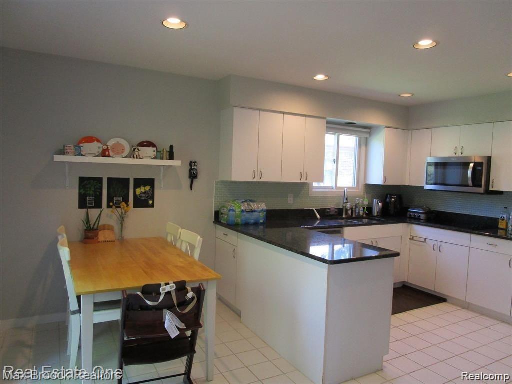7424 TALL TIMBERS, West Bloomfield, MI — Photo 6