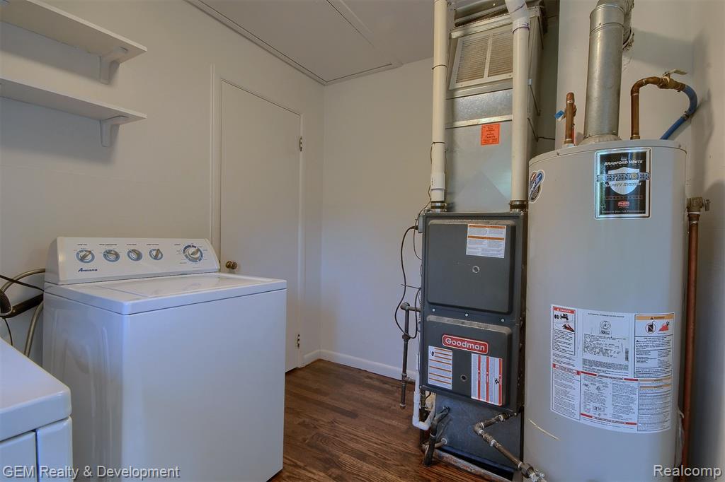 545 WING Street, Plymouth, MI 48170 — Photo 10