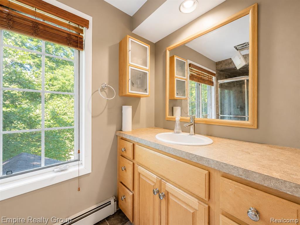 5005 Wing Lake Road, Bloomfield Hills, MI 48302 — Photo 26
