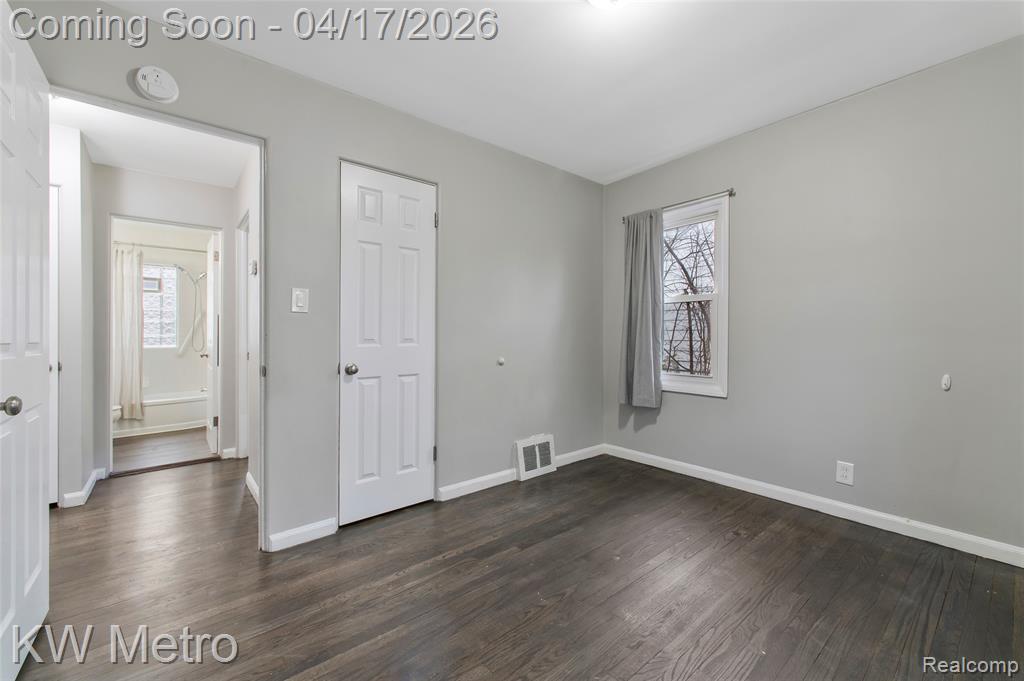 4289 Oakshire Avenue, Berkley, MI 48072 — Photo 9