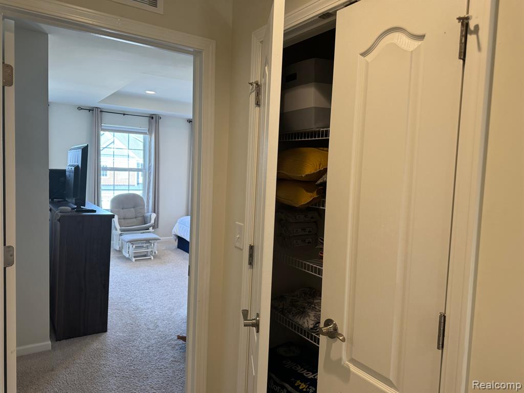 43595 CHANCELLOR Lane, Novi, MI — Photo 28