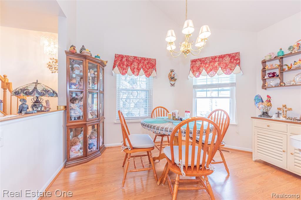 754 Challenging Trail, South Lyon, MI 48178 — Photo 5