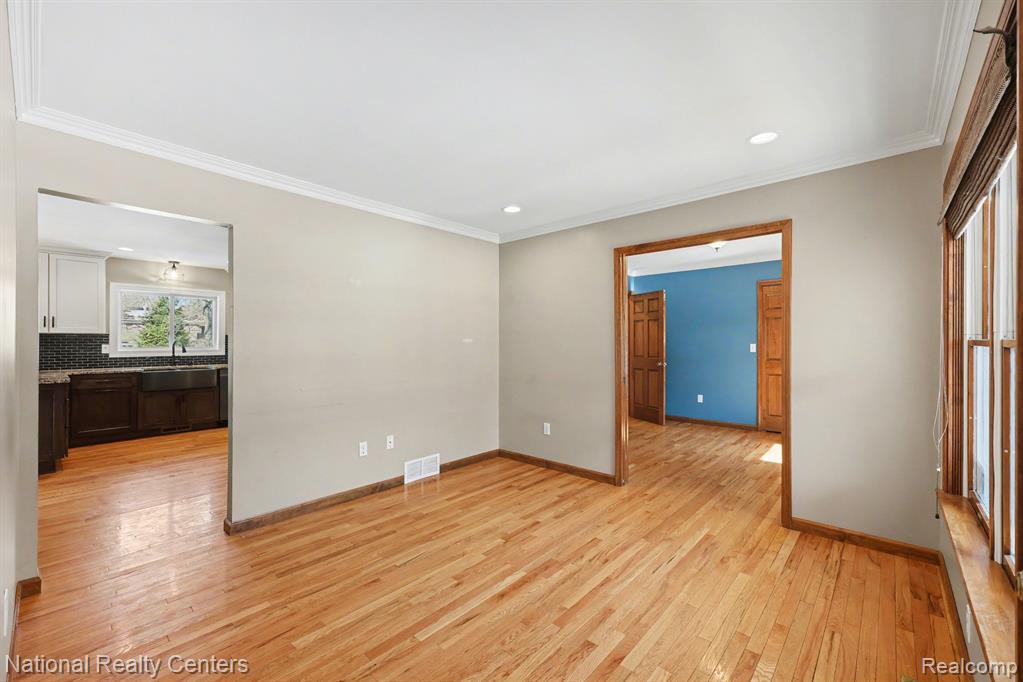 515 E Dawson Road, Milford, MI 48381 — Photo 16