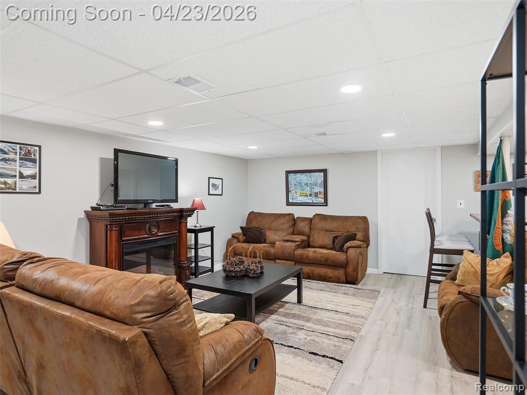 33143 Vista Way, Fraser, MI 48026 — Photo 21