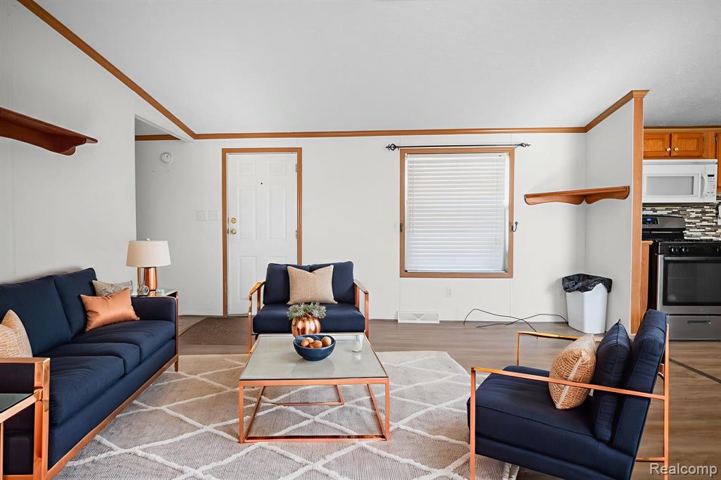 23467 Manor Road North, New Boston, MI 48164 — Photo 5