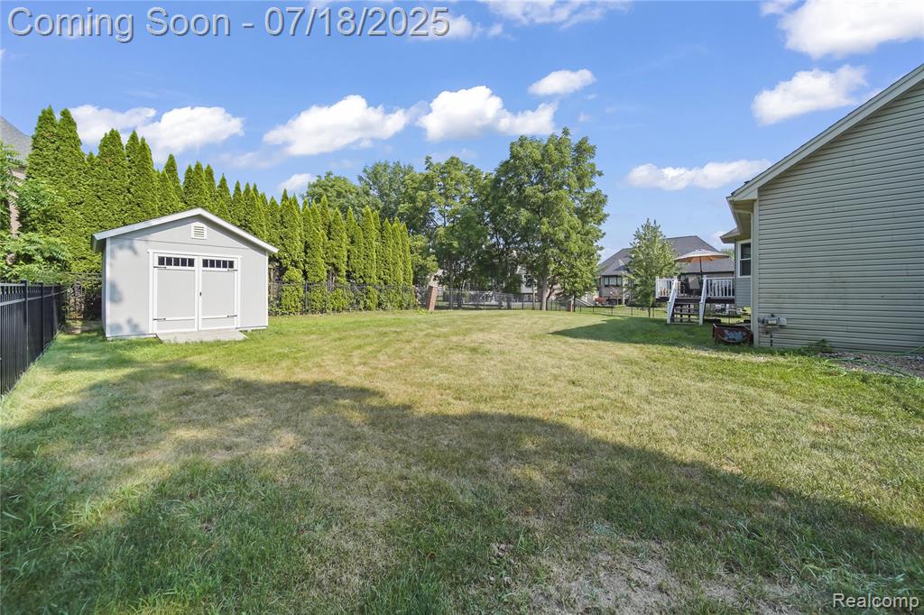 54030 Dequindre Road, Shelby Twp, MI 48316 — Photo 31