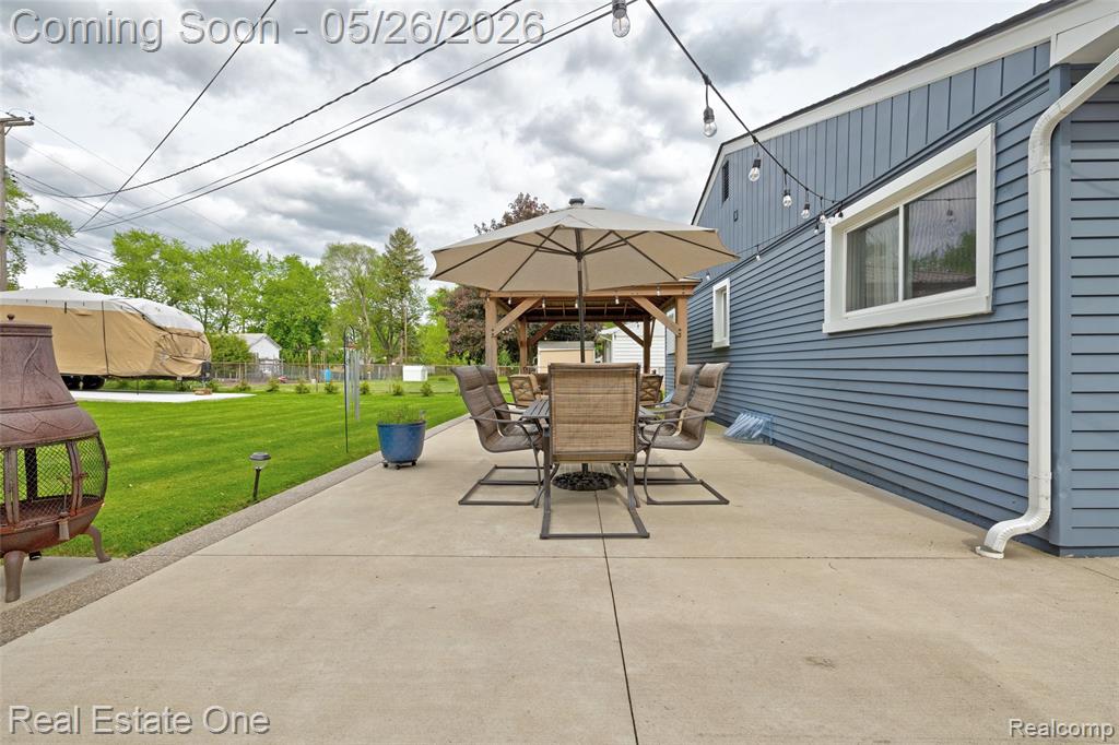 6394 Manson Drive, Waterford, MI 48329 — Photo 46