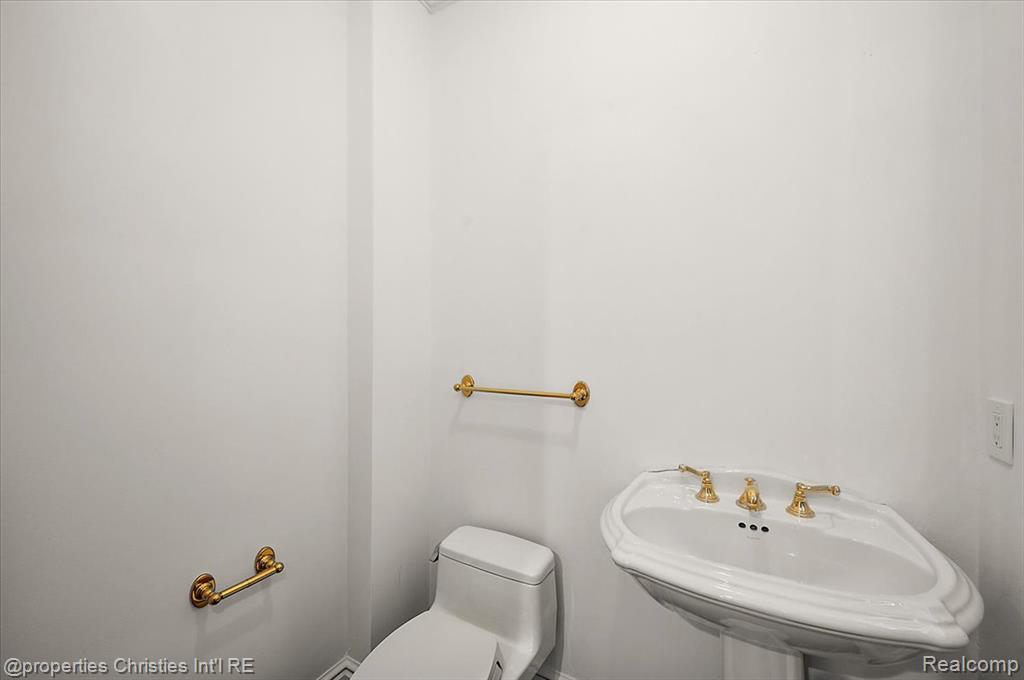 775 Wallace Street, Birmingham, MI 48009 — Photo 34
