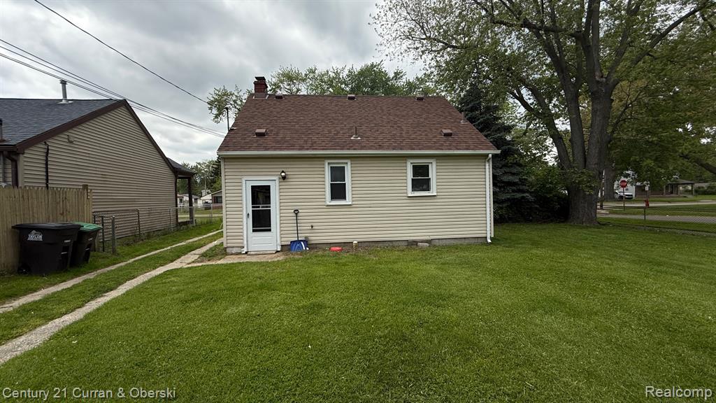 6811 McGuire Street, Taylor, MI — Photo 12