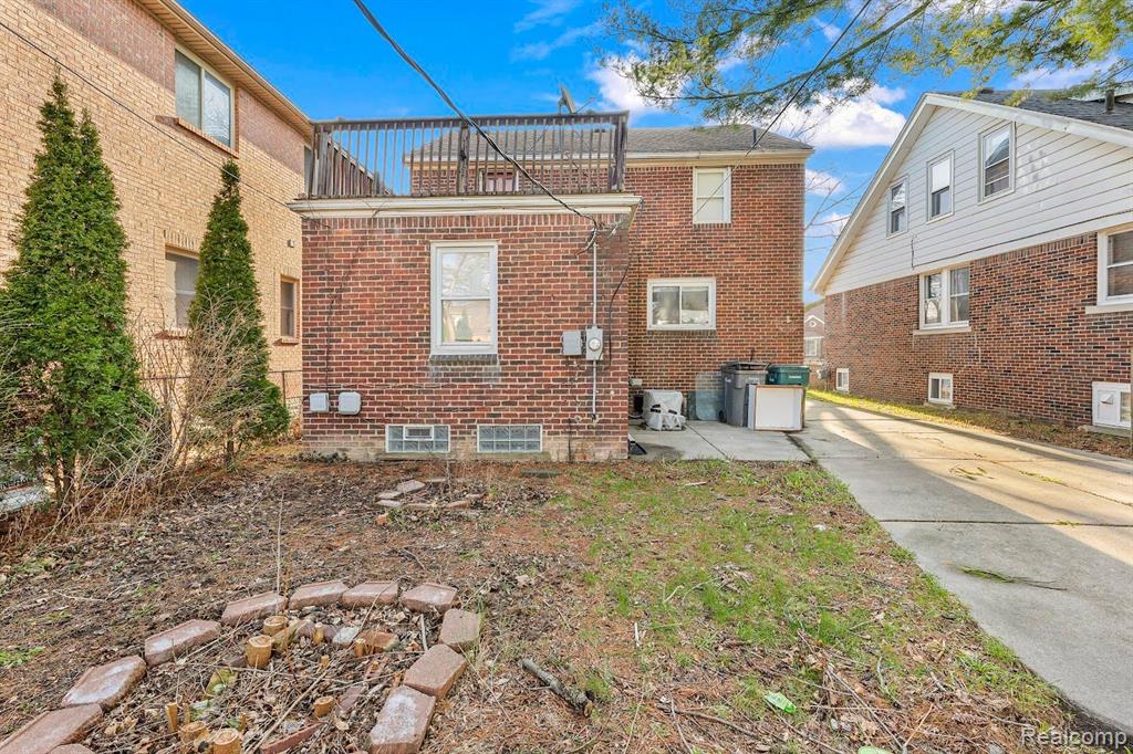 7747 APPOLINE Street, Dearborn, MI 48126 — Photo 9
