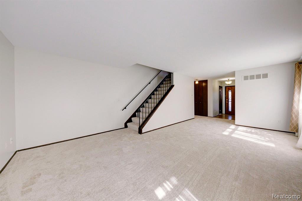 2037 Hyde Park Drive, Detroit, MI 48207 — Photo 15
