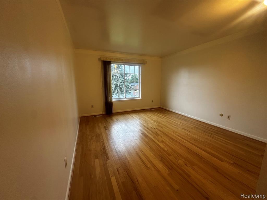 458 Fox Hills Drive N, Bloomfield Hills, MI 48304 — Photo 12