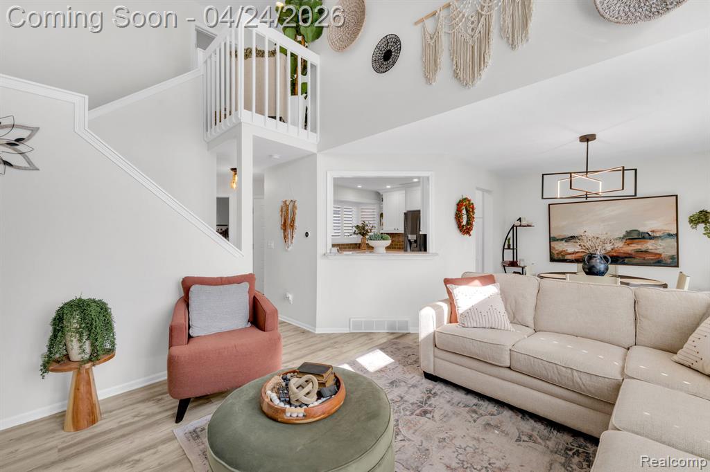 9859 Hawthorne Glen Drive, Grosse Ile, MI 48138 — Photo 12