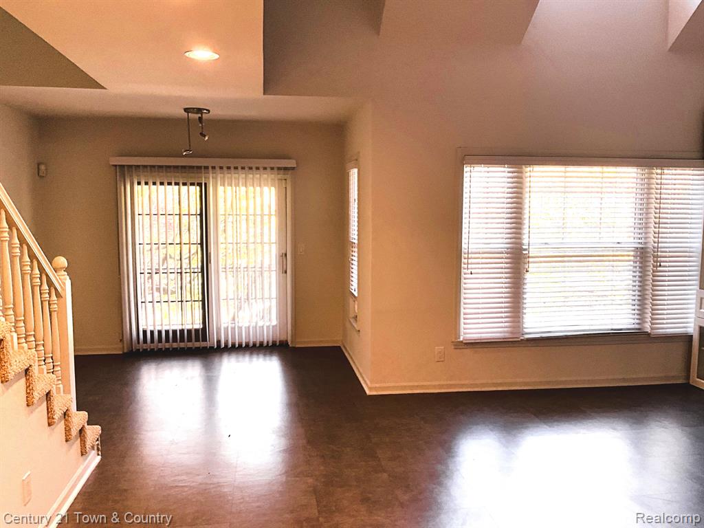 1327 S Main Street, 12, Royal Oak, MI 48067 — Photo 7