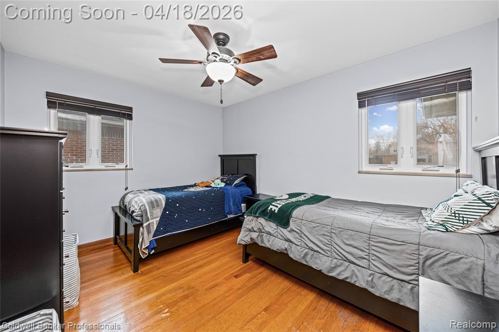 1544 Dorthen Avenue, Grosse Pointe Woods, MI 48236 — Photo 30