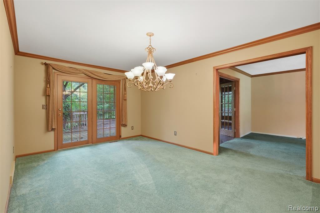 9277 Burning Tree Drive, Grand Blanc, MI 48439 — Photo 10