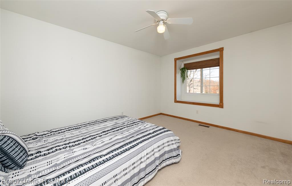 12567 BLUEBERRY Lane, Davisburg, MI 48350 — Photo 36